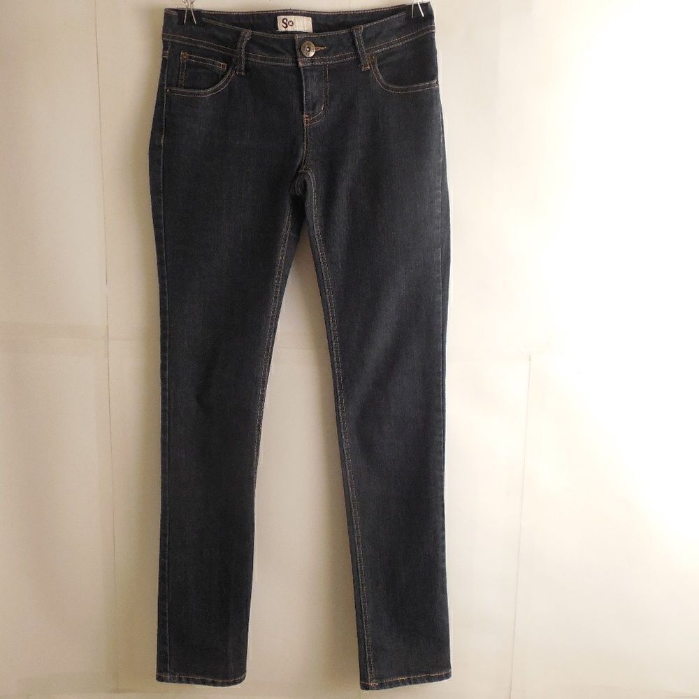 43163..SO Skinny Jeans Size 5, W27" 30" Inseam 7" Rise
